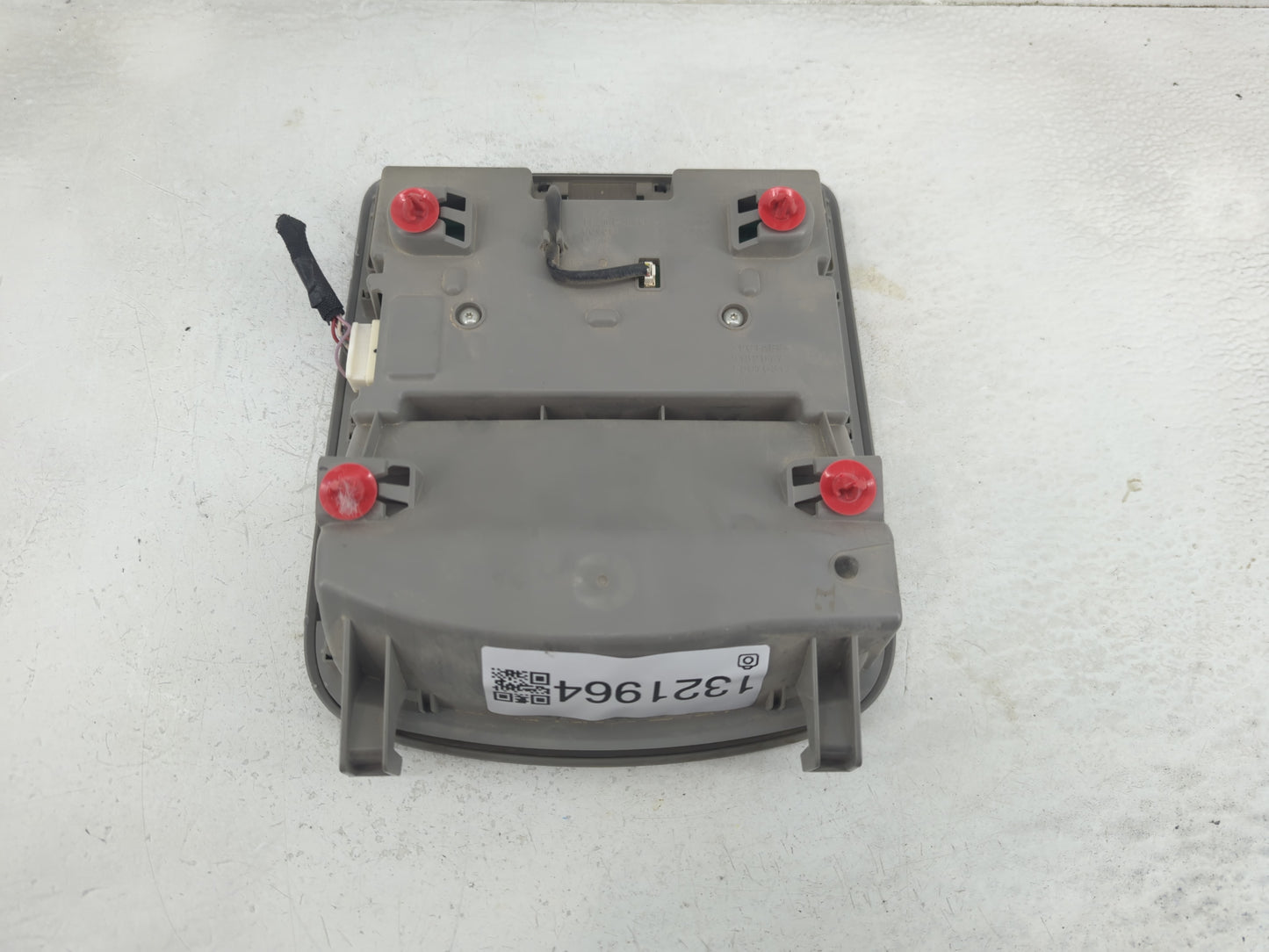 2018 Toyota Camry Overhead Roof Console - Oemusedautoparts1.com