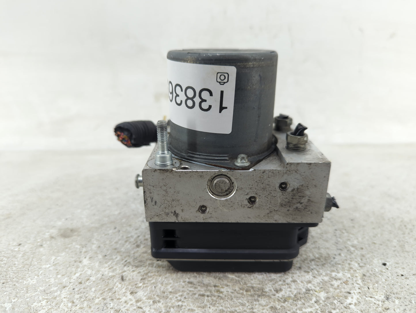 2018-2020 Toyota Camry ABS Pump Control Module Replacement P/N:44540-06241 Fits Fits 2018 2019 2020 OEM Used Auto Parts - Oe