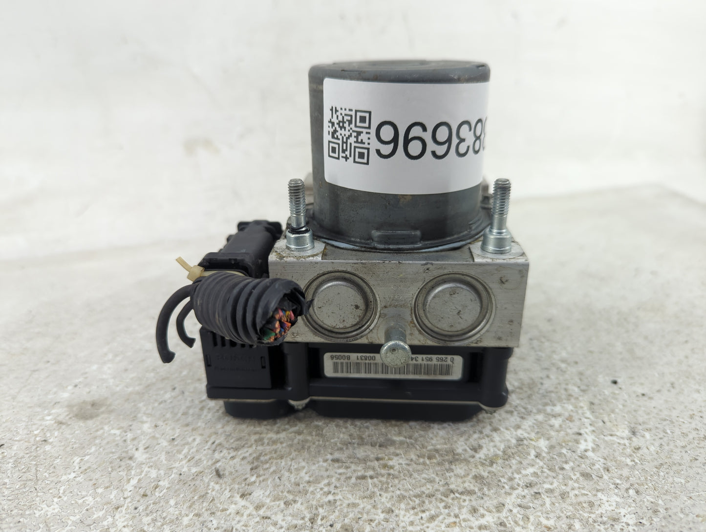 2018-2020 Toyota Camry ABS Pump Control Module Replacement P/N:44540-06241 Fits Fits 2018 2019 2020 OEM Used Auto Parts - Oe