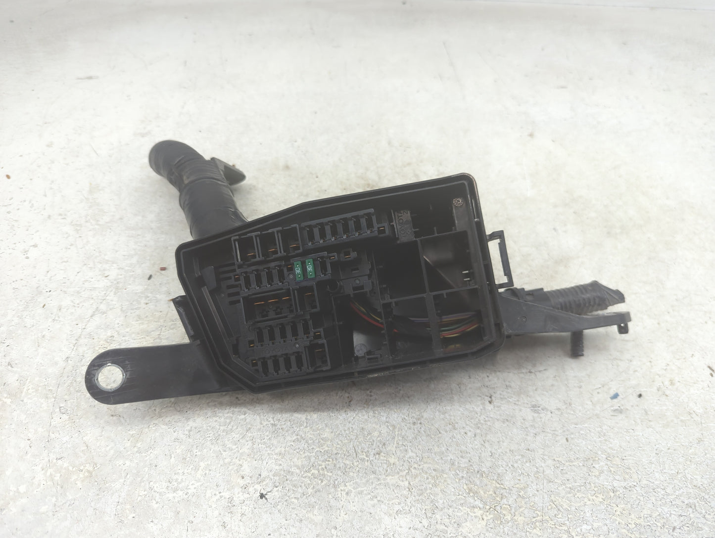2018-2022 Toyota Camry Fusebox Fuse Box Panel Relay Module Fits Fits 2018 2019 2020 2021 2022 OEM Used Auto Parts - Oemuseda