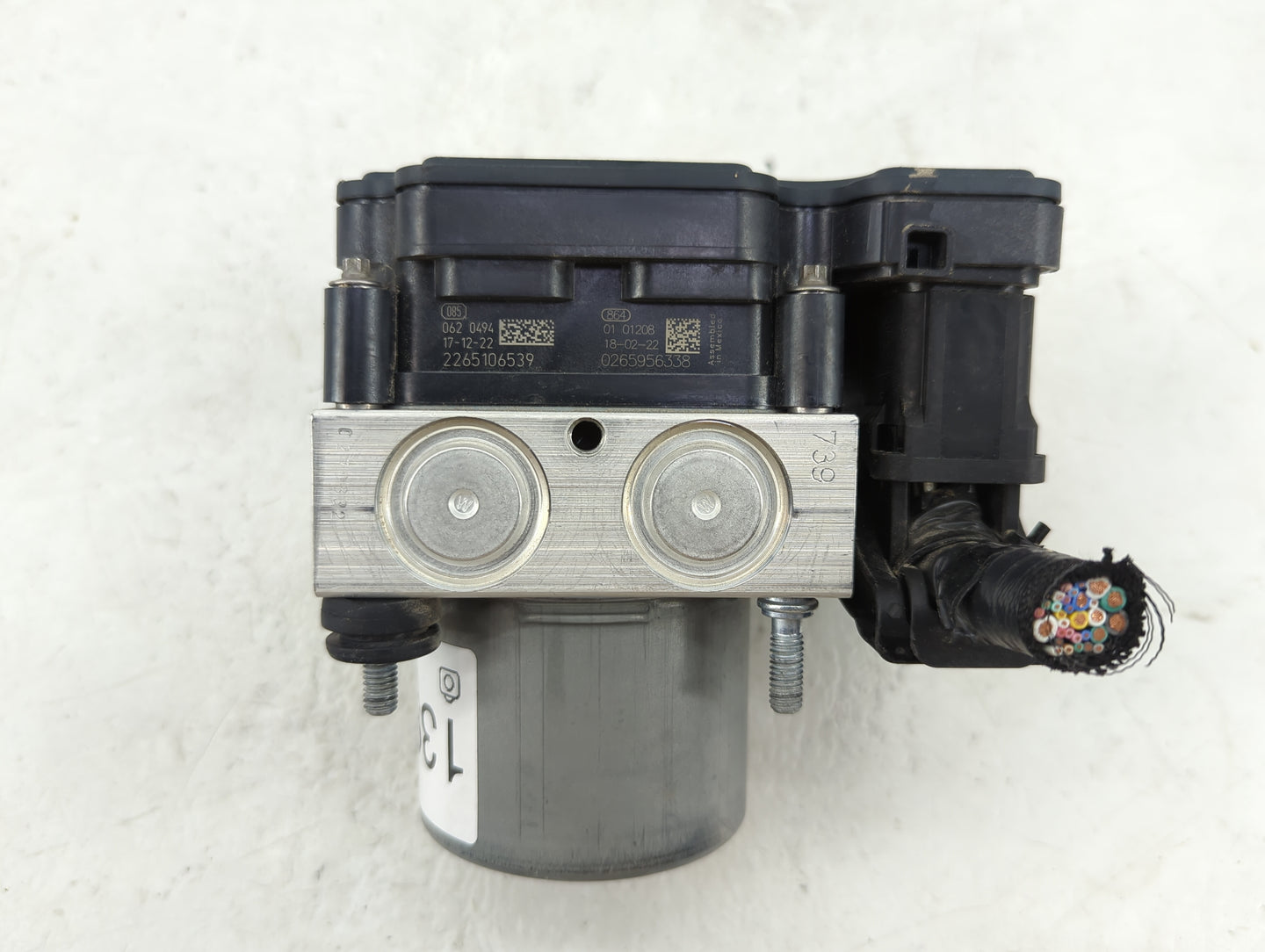 2018-2020 Toyota Camry ABS Pump Control Module Replacement P/N:0265956338 2265106539 Fits Fits 2018 2019 2020 OEM Used Auto 