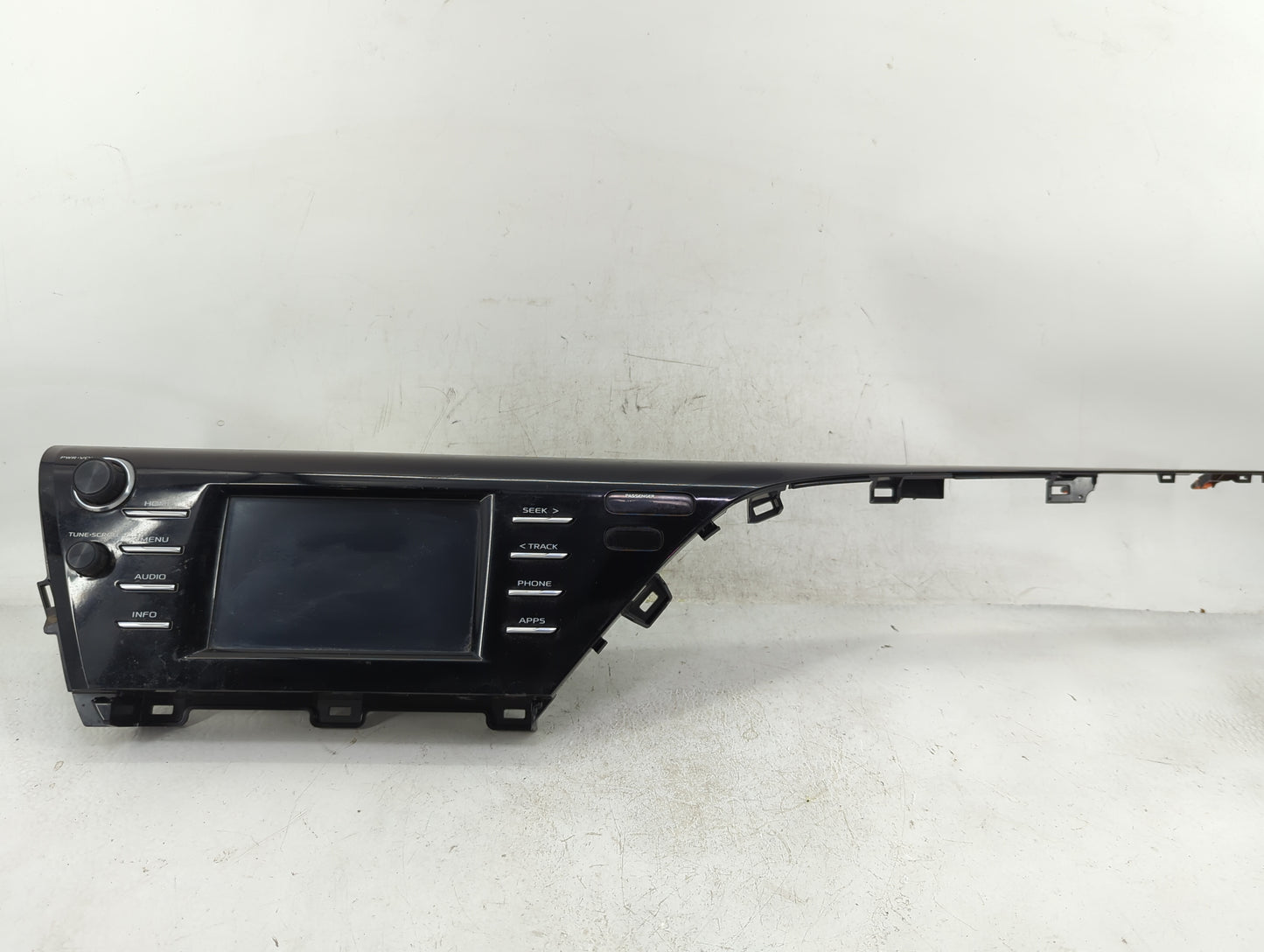 2018 Toyota Camry Radio AM FM Cd Player Receiver Replacement P/N:86140-06440 Fits OEM Used Auto Parts - Oemusedautoparts1.co