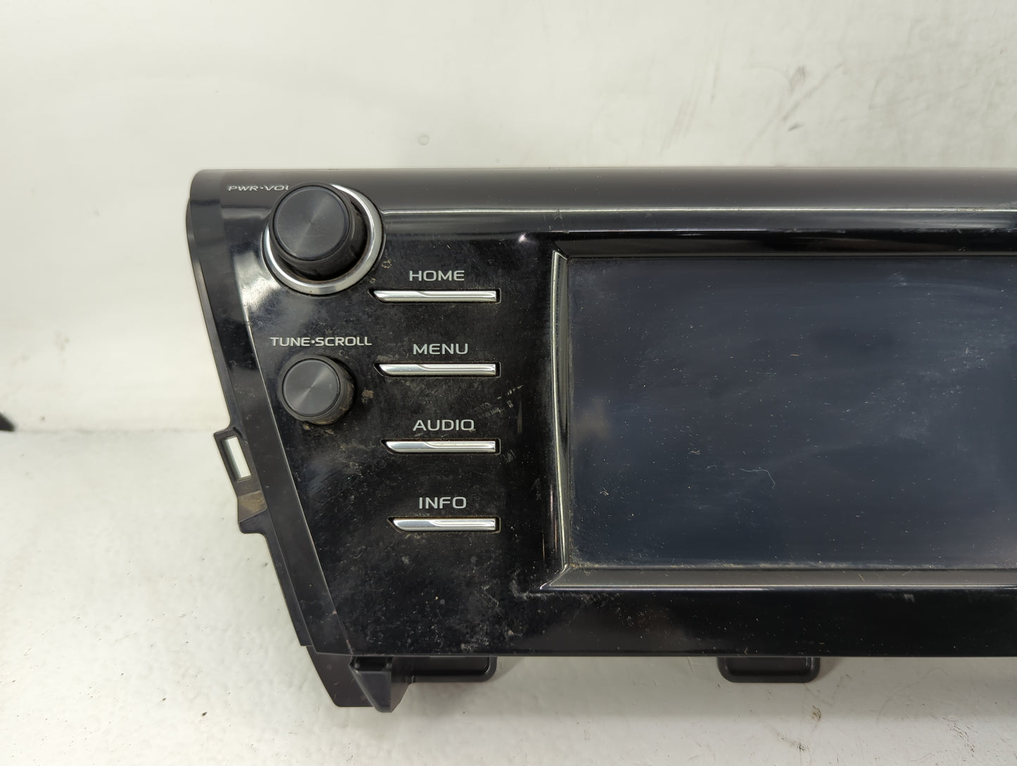 2018 Toyota Camry Radio AM FM Cd Player Receiver Replacement P/N:86140-06440 Fits OEM Used Auto Parts - Oemusedautoparts1.co