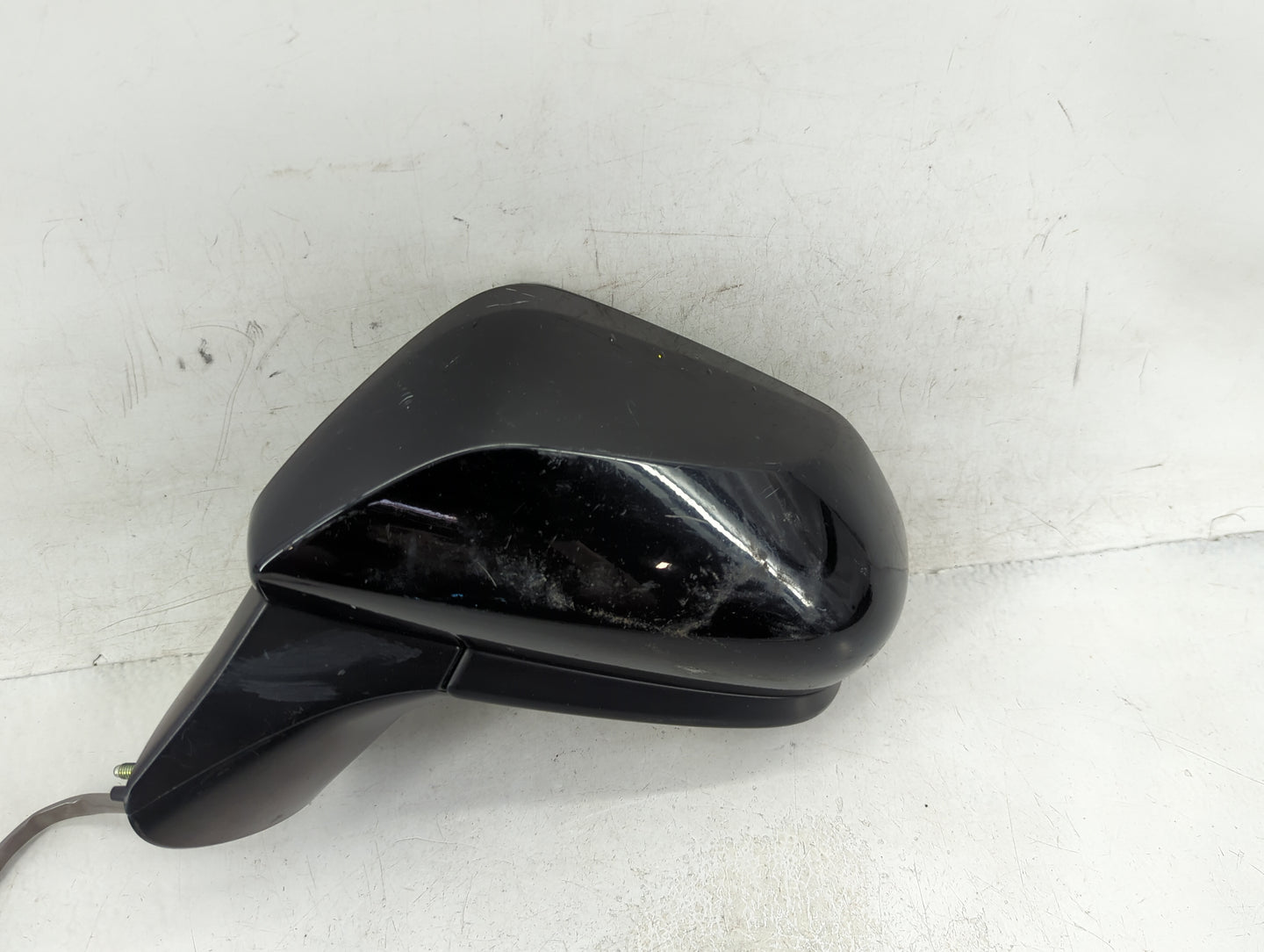 2018-2022 Toyota Camry Driver Side View Mirror - Left Door Mirror OEM Used - Oemusedautoparts1.com