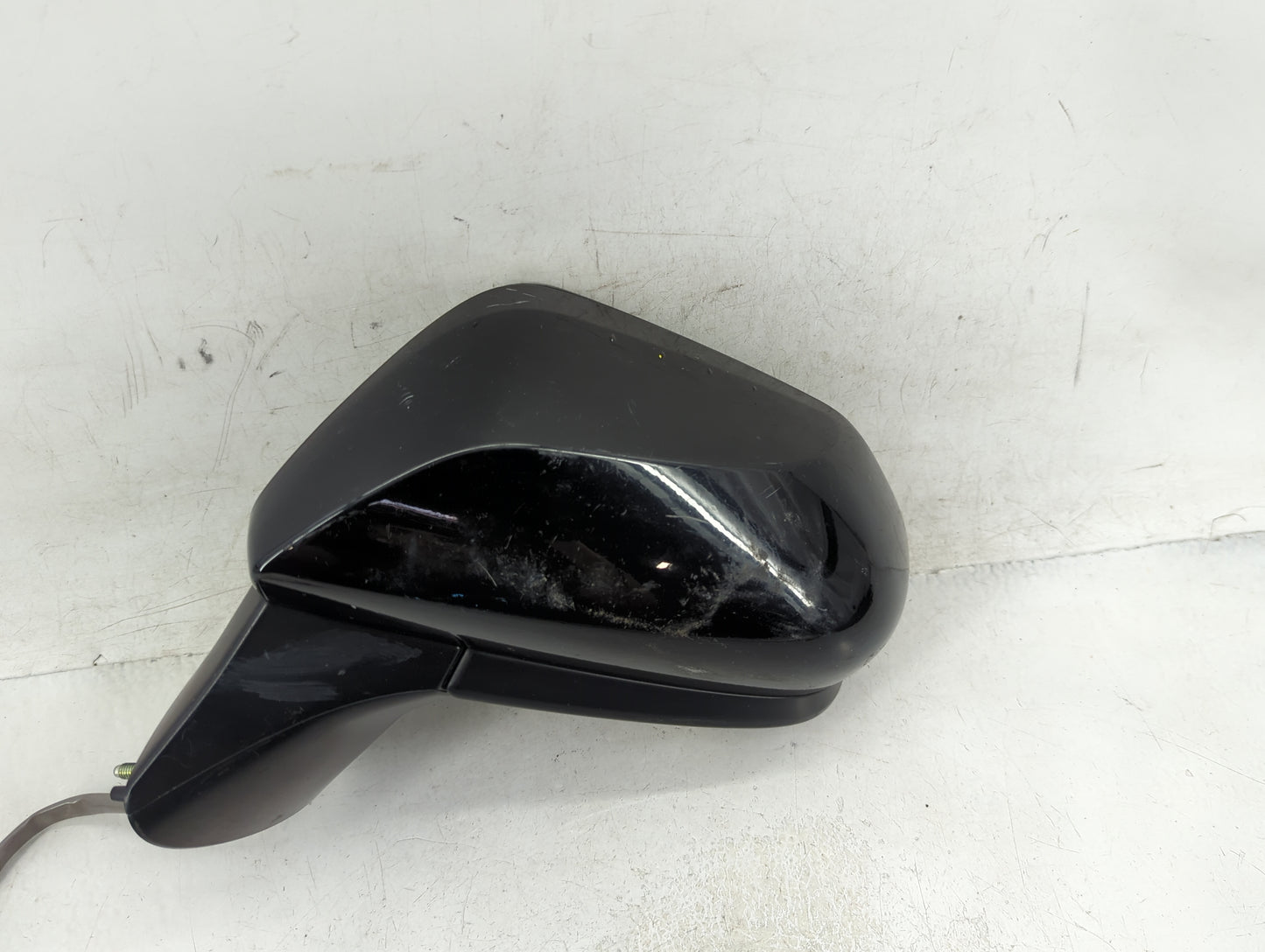 2018-2022 Toyota Camry Driver Side View Mirror - Left Door Mirror OEM Used - Oemusedautoparts1.com