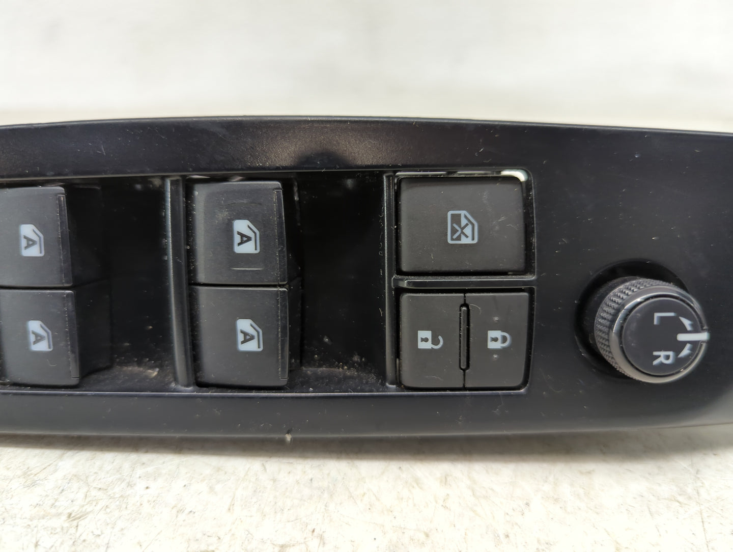 2018-2022 Toyota Camry Master Power Window Switch Replacement Driver Side Left P/N:84040-33170 Fits Fits 2018 2019 2020 2021