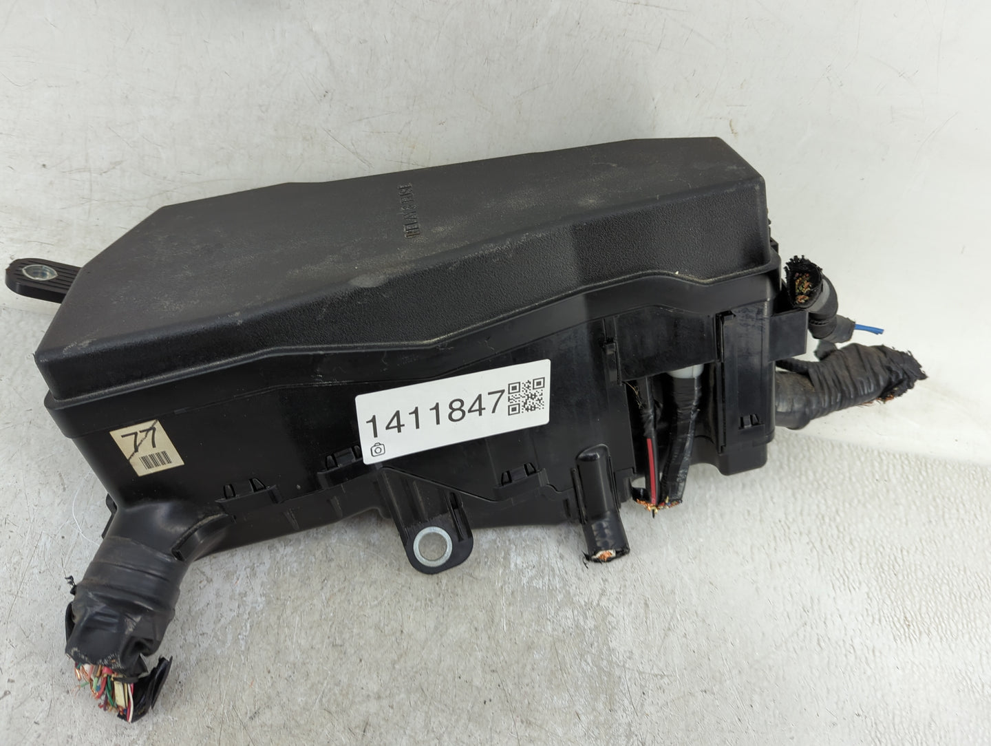 2018-2022 Toyota Camry Fusebox Fuse Box Panel Relay Module Fits Fits 2018 2019 2020 2021 2022 OEM Used Auto Parts - Oemuseda