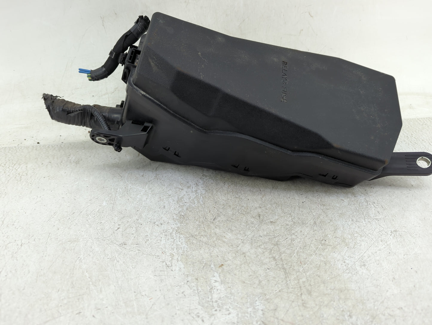 2018-2022 Toyota Camry Fusebox Fuse Box Panel Relay Module Fits Fits 2018 2019 2020 2021 2022 OEM Used Auto Parts - Oemuseda