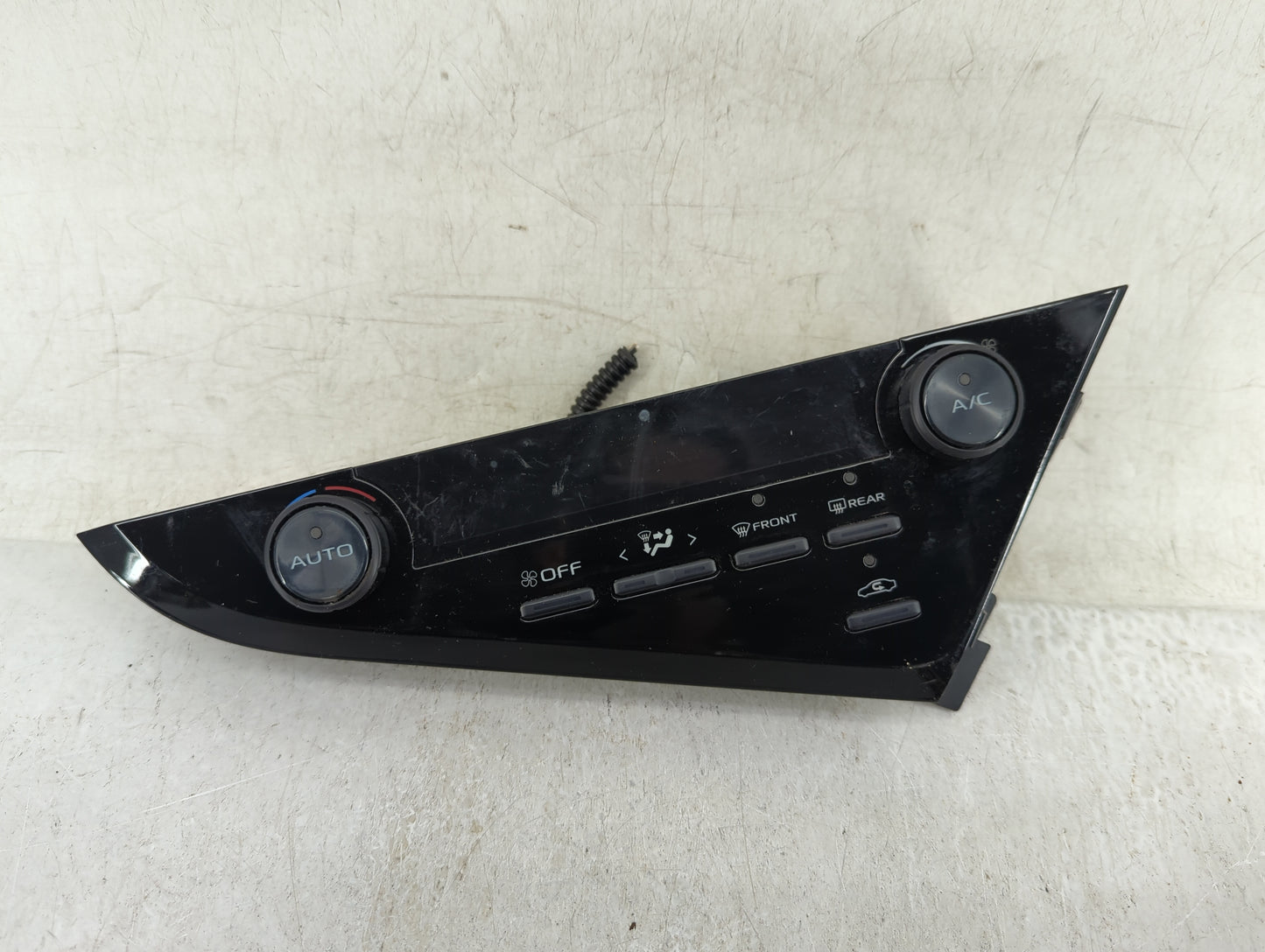 2018-2022 Toyota Camry Climate Control Module Temperature AC/Heater Replacement P/N:55900-06480 Fits Fits 2018 2019 2020 202
