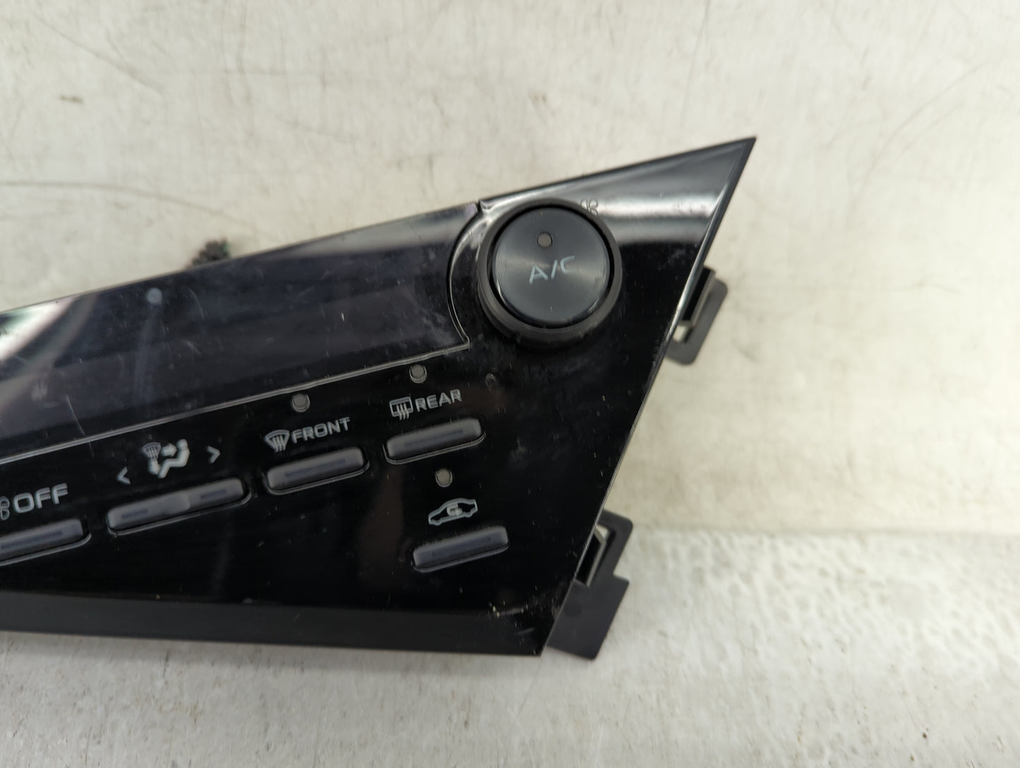 2018-2022 Toyota Camry Climate Control Module Temperature AC/Heater Replacement P/N:55900-06480 Fits Fits 2018 2019 2020 202
