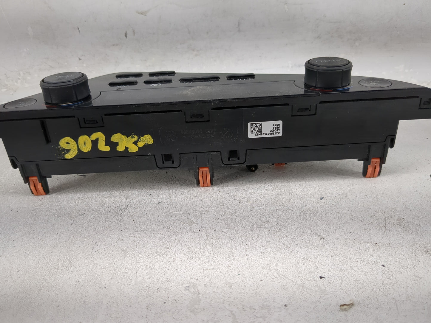 2018-2022 Toyota Camry Climate Control Module Temperature AC/Heater Replacement P/N:55900-06490 Fits Fits 2018 2019 2020 202