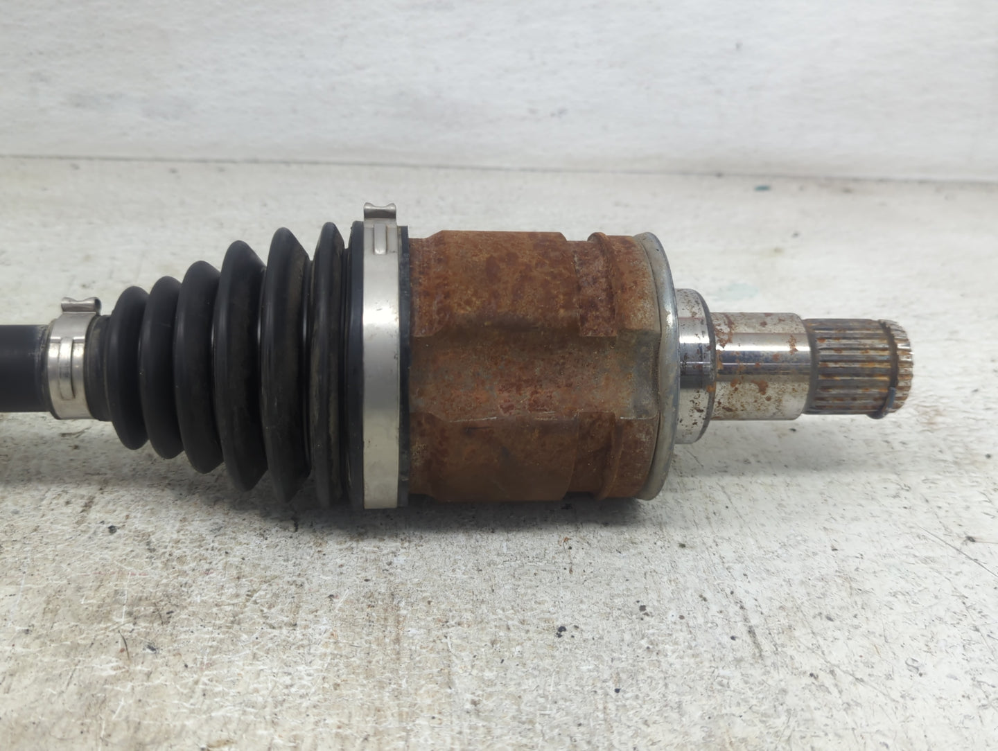 2018-2022 Toyota Camry Axle Shaft Front Driver Cv C/v 1428940 - Oemusedautoparts1.com