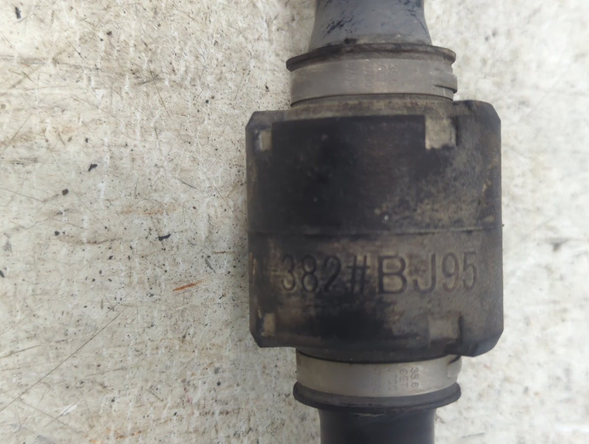 2018-2022 Toyota Camry Axle Shaft Front Driver Cv C/v 1428940 - Oemusedautoparts1.com