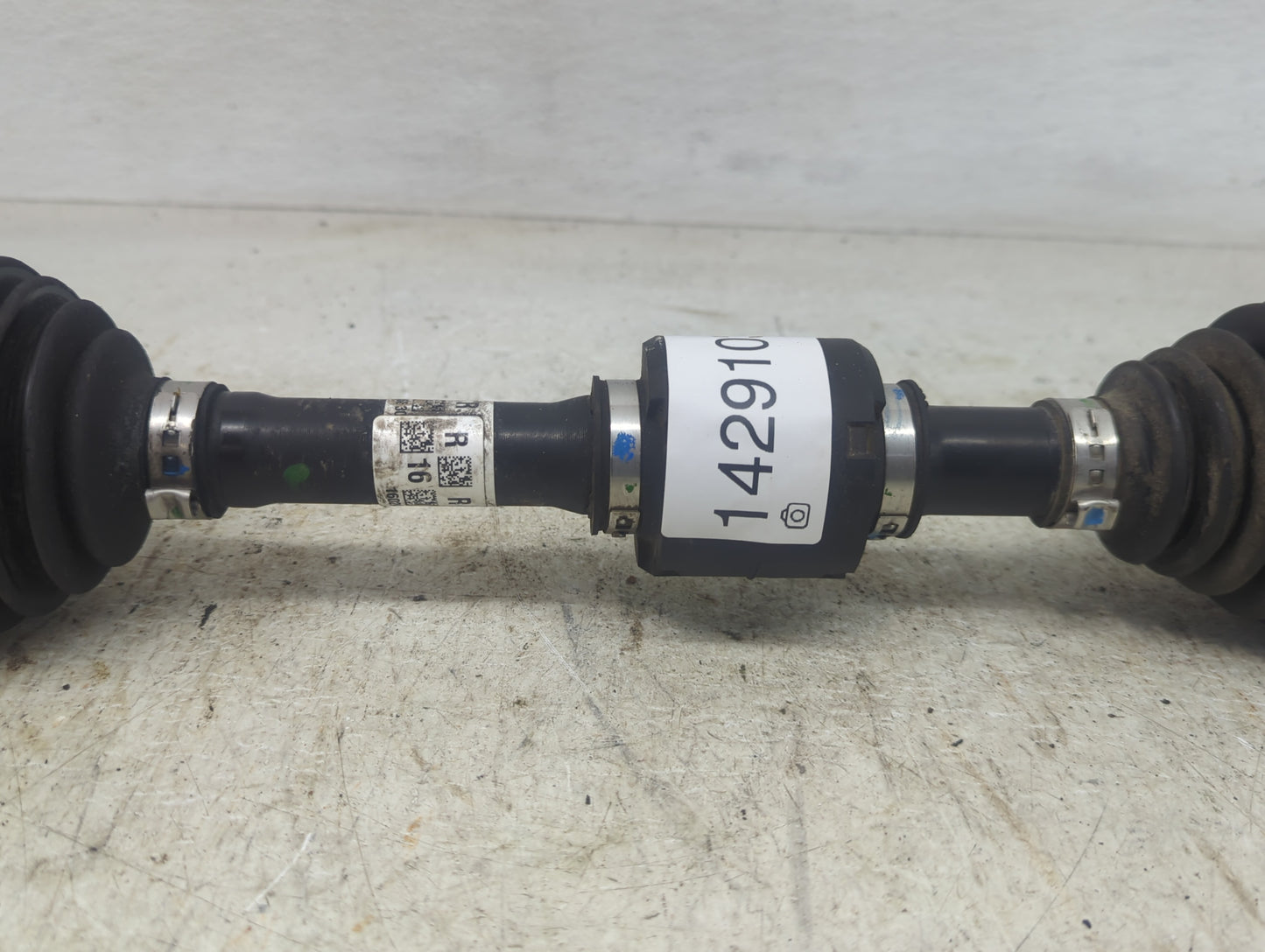 2018-2022 Toyota Camry Axle Shaft Front Driver Cv C/v - Oemusedautoparts1.com