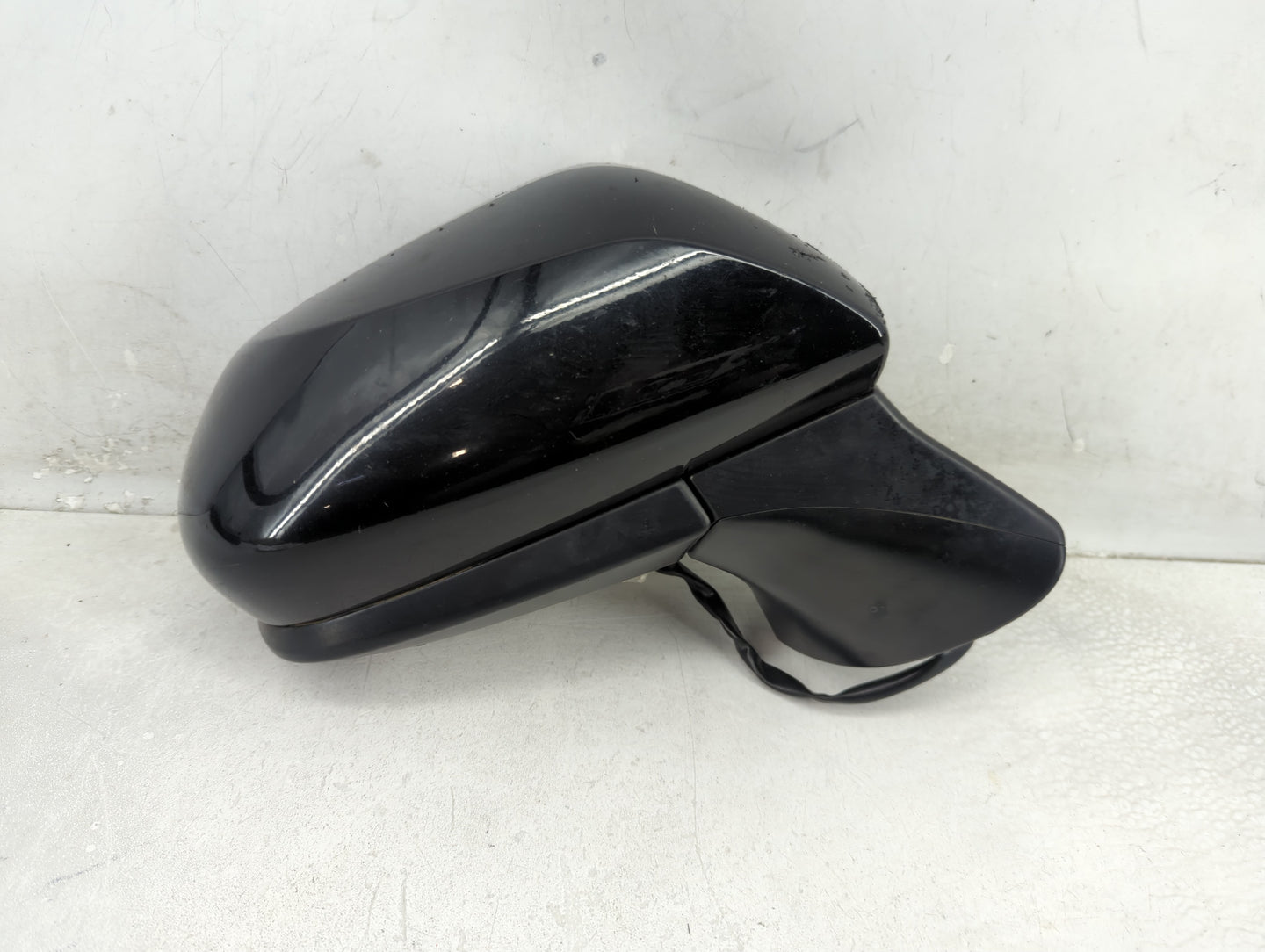 2018-2022 Toyota Camry Passenger Side View Mirror - Right Door Mirror OEM Used - Oemusedautoparts1.com