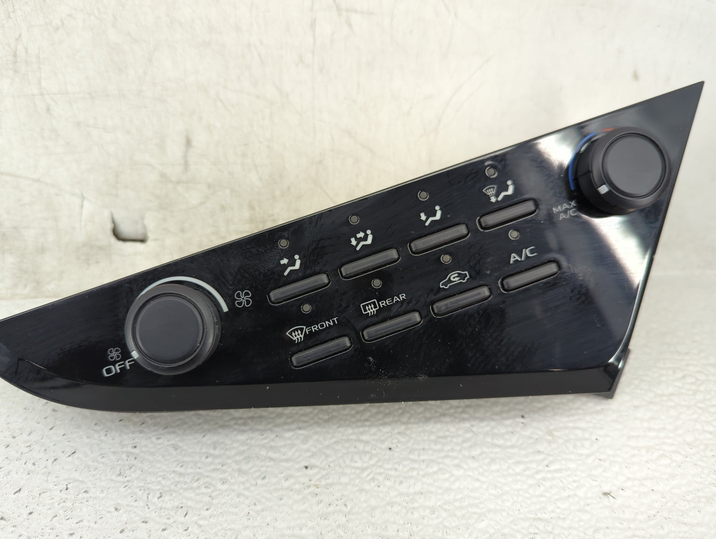 2018-2022 Toyota Camry Climate Control Module Temperature AC/Heater Replacement P/N:55900-06470 Fits Fits 2018 2019 2020 202