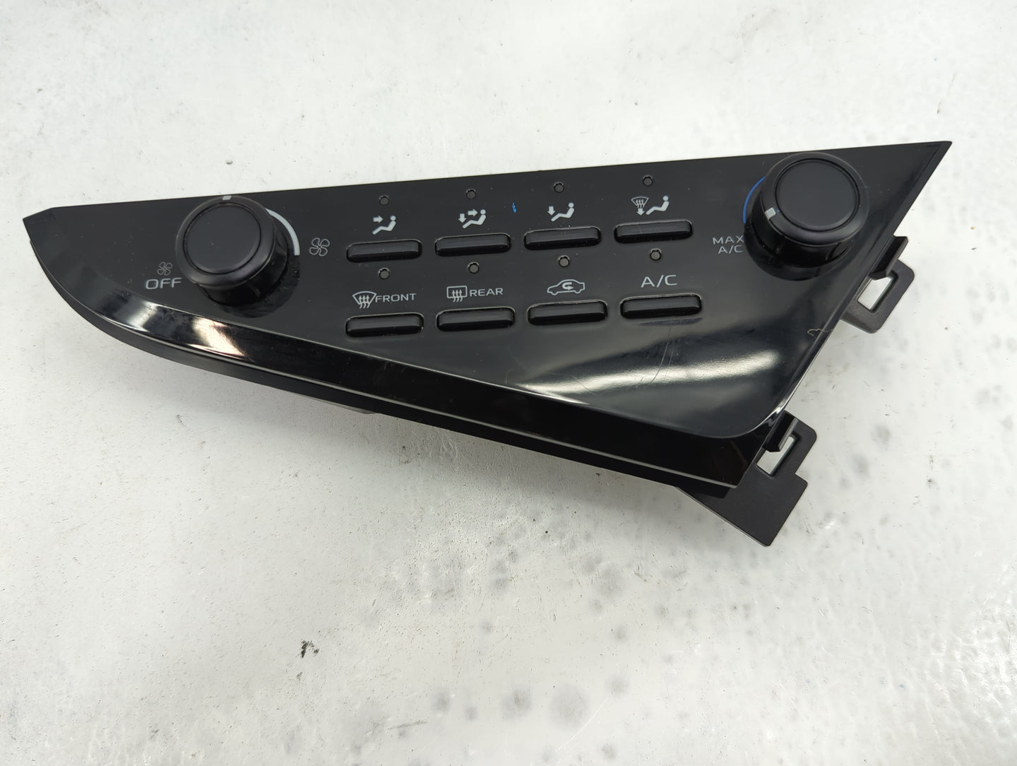 2018-2022 Toyota Camry Climate Control Module Temperature AC/Heater Replacement P/N:55900-06470 Fits Fits 2018 2019 2020 202