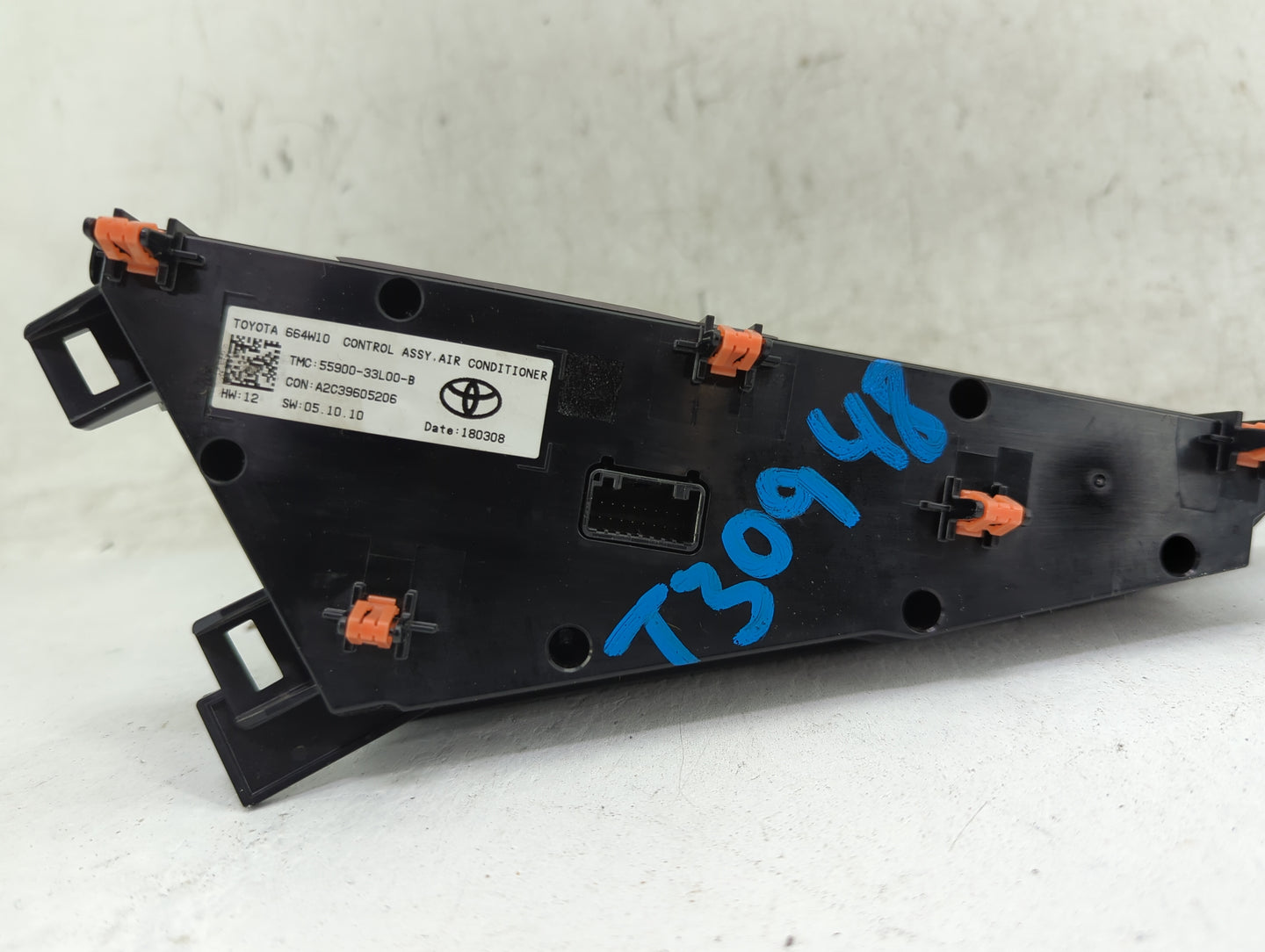 2018-2019 Toyota Camry Climate Control Module Temperature AC/Heater Replacement P/N:55900-33L00 Fits Fits 2018 2019 OEM Used