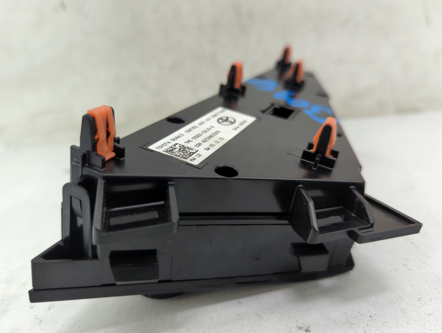 2018-2019 Toyota Camry Climate Control Module Temperature AC/Heater Replacement P/N:55900-33L00 Fits Fits 2018 2019 OEM Used