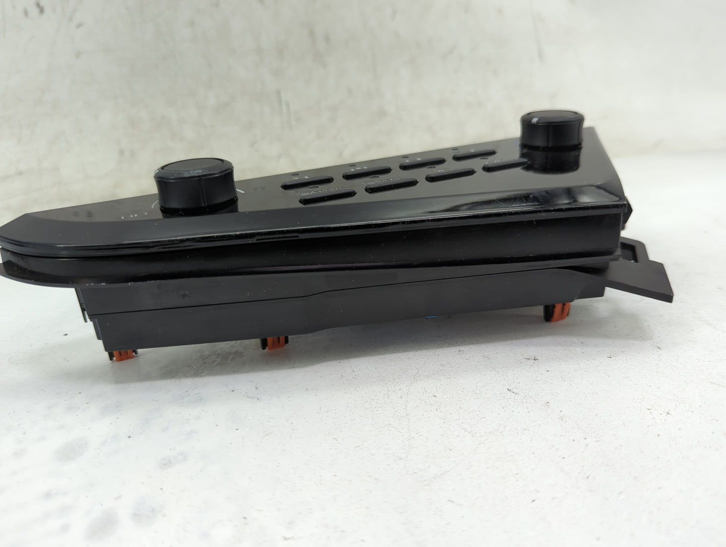 2018-2019 Toyota Camry Climate Control Module Temperature AC/Heater Replacement P/N:55900-33L00 Fits Fits 2018 2019 OEM Used