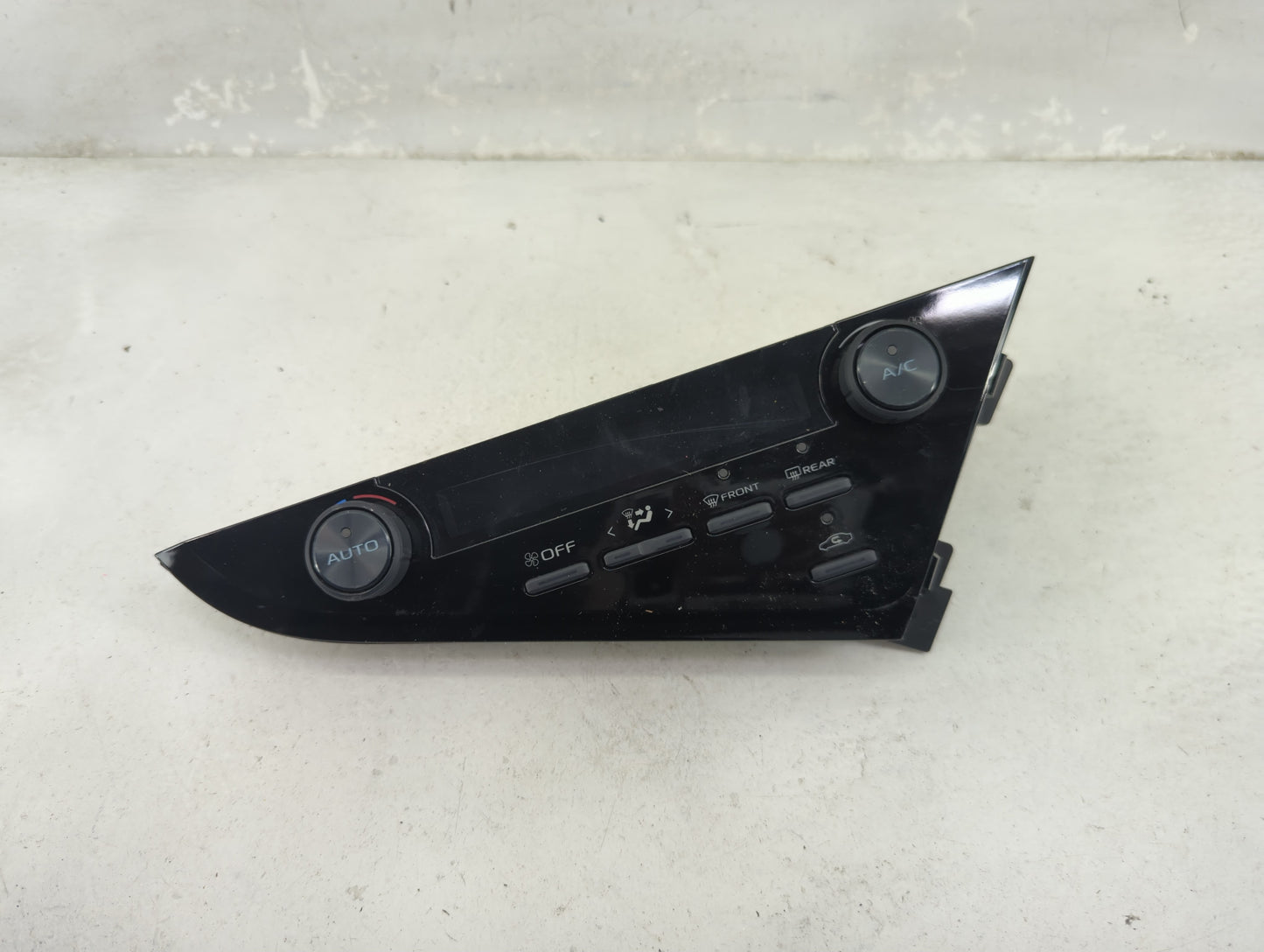 2018-2022 Toyota Camry Climate Control Module Temperature AC/Heater Replacement P/N:55900-06480 A2C39604206 Fits OEM Used Au