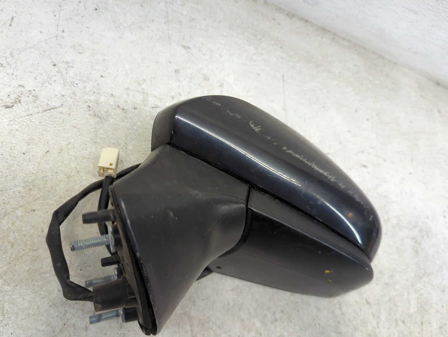 2018-2022 Toyota Camry Driver Side View Mirror - Left Door Mirror OEM Used - Oemusedautoparts1.com