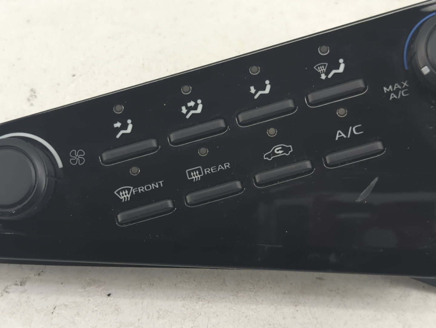 2018-2022 Toyota Camry Climate Control Module Temperature AC/Heater Replacement P/N:55900-06470 A2C39604403 Fits OEM Used Au