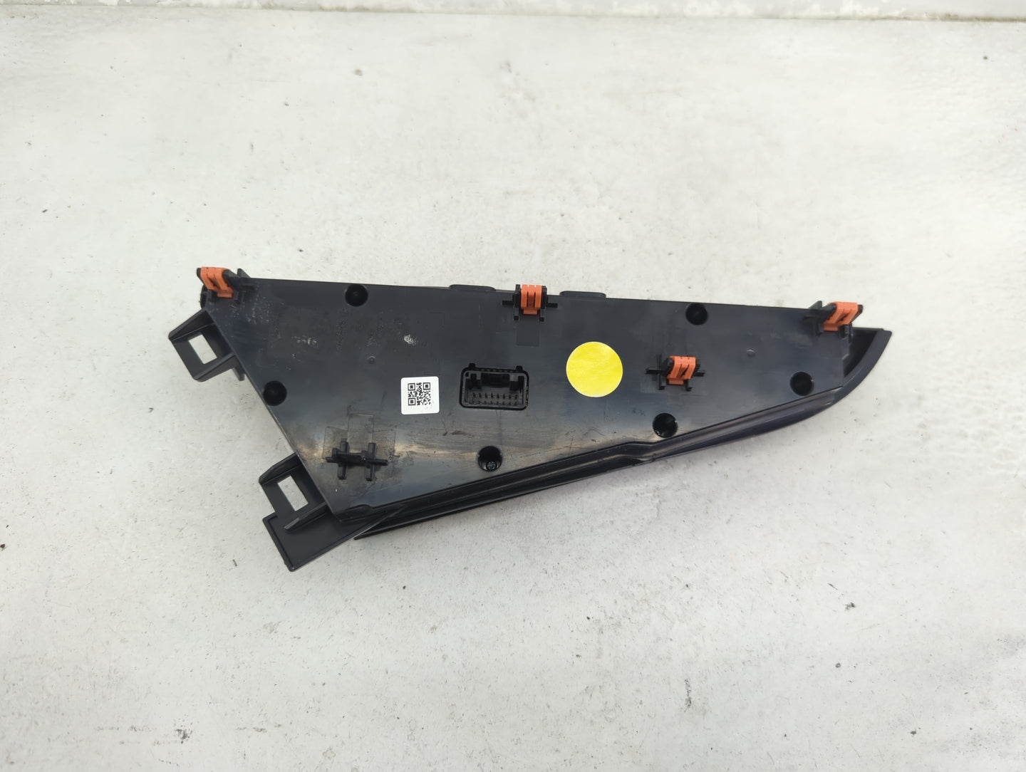 2018 Toyota Camry Climate Control Module Temperature AC/Heater Replacement P/N:A2C39602402MEX Fits OEM Used Auto Parts - Oem