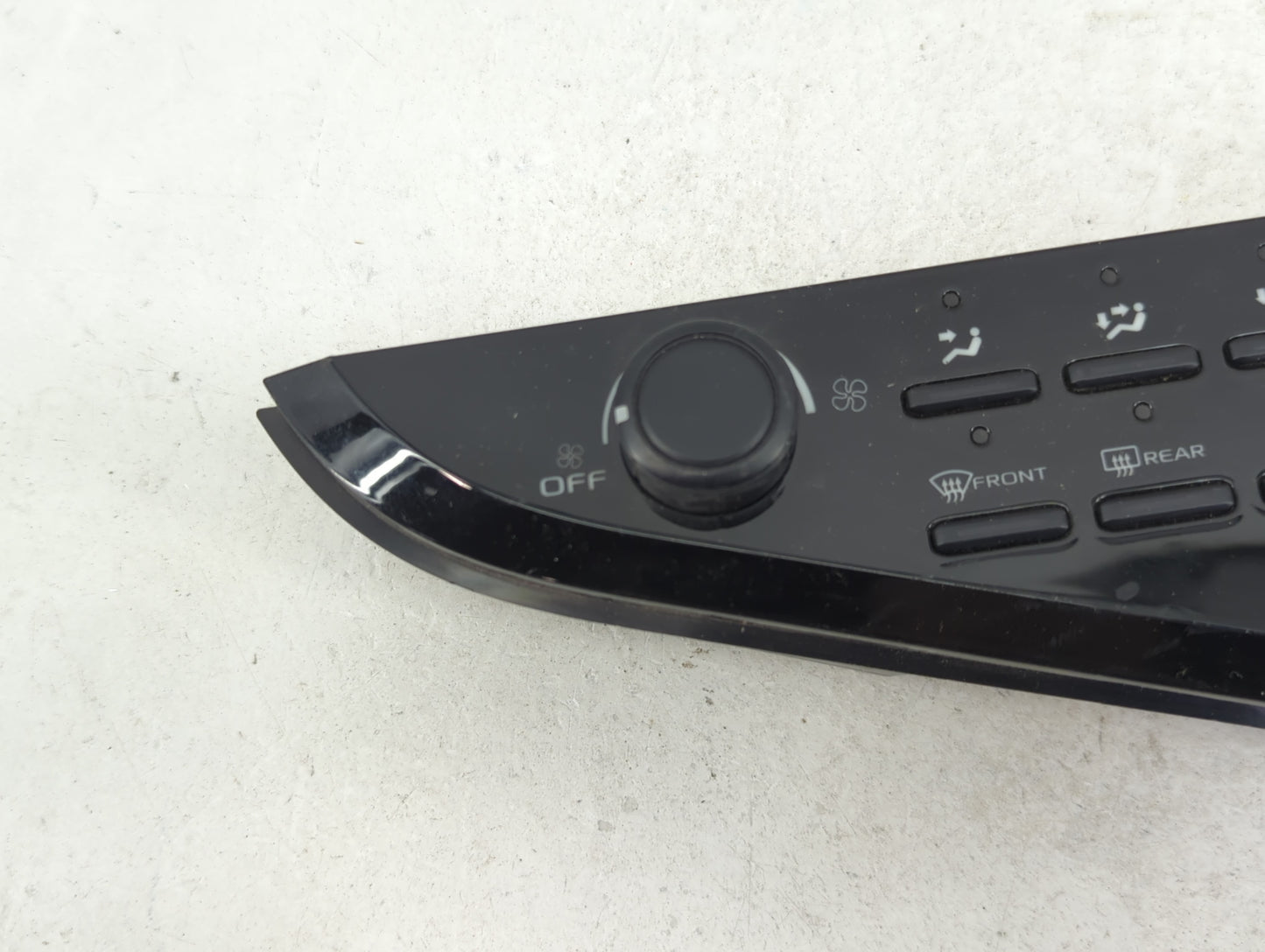 2018-2022 Toyota Camry Climate Control Module Temperature AC/Heater Replacement P/N:55900-06470 A2C39604403 Fits OEM Used Au