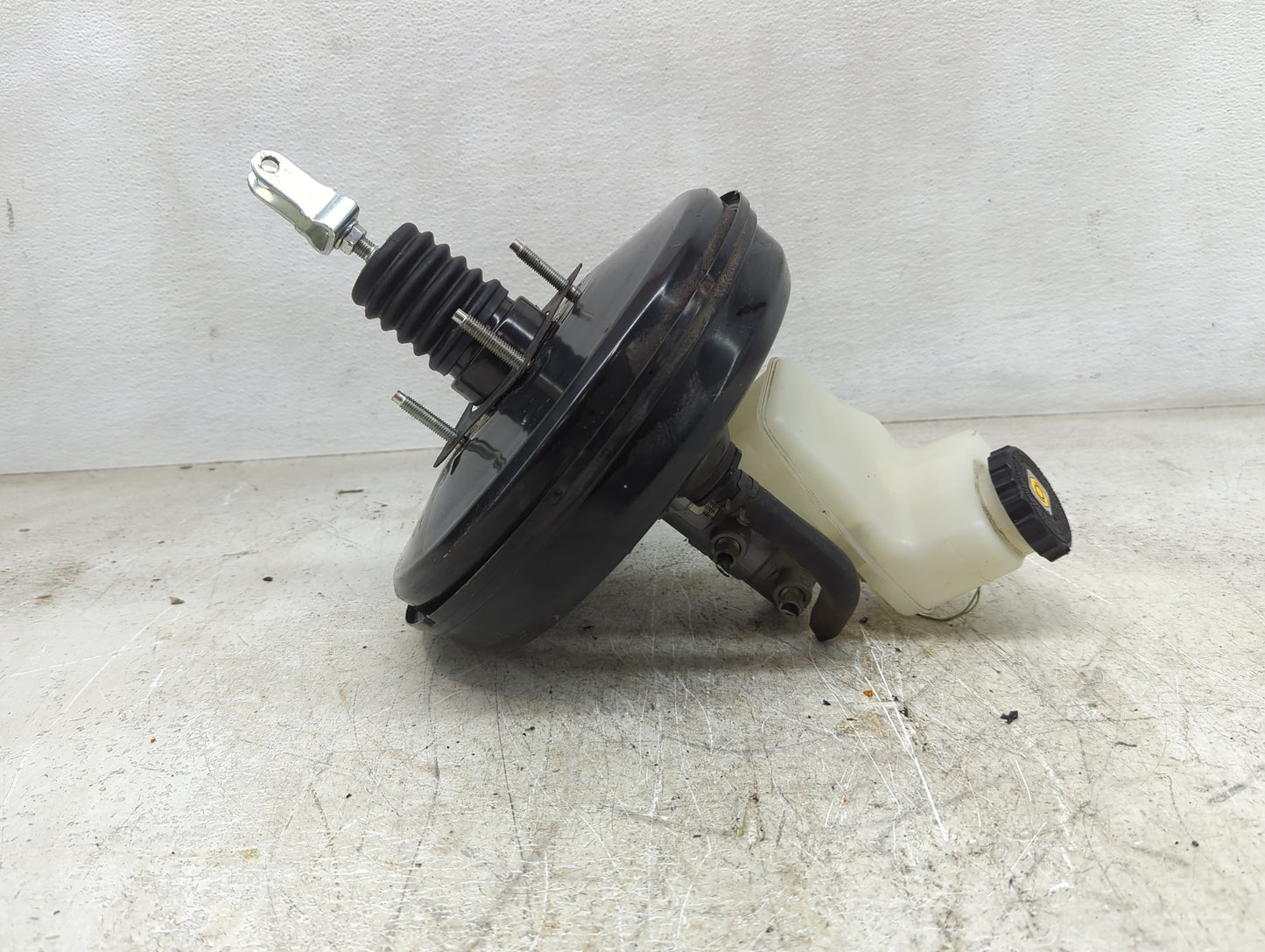 2018 Toyota Camry Power Brake Booster Oem - Oemusedautoparts1.com