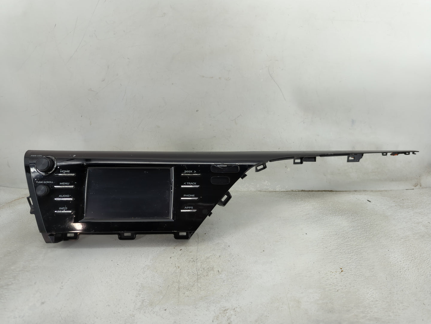 2018-2019 Toyota Camry Information Display Screen - Oemusedautoparts1.com