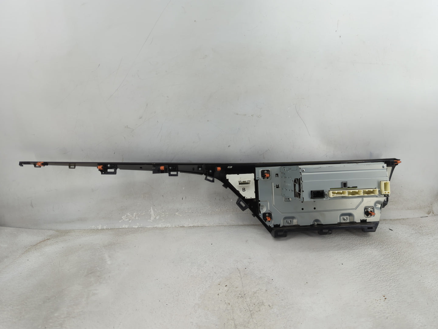 2018-2019 Toyota Camry Information Display Screen - Oemusedautoparts1.com