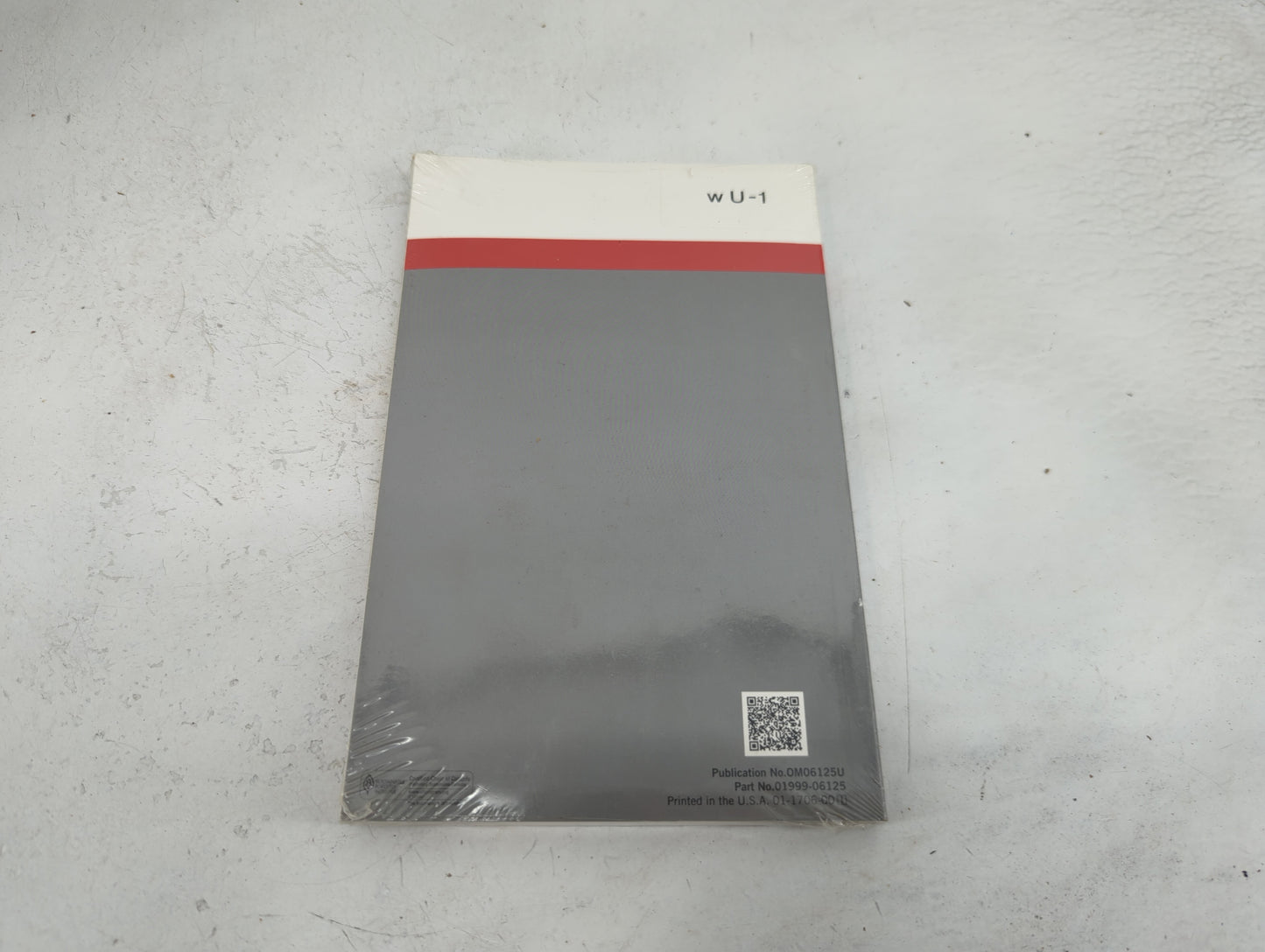 2018 Toyota Camry Owners Manual Book Guide P/N:OM06125U 01999-06125 OEM Used Auto Parts - Oemusedautoparts1.com