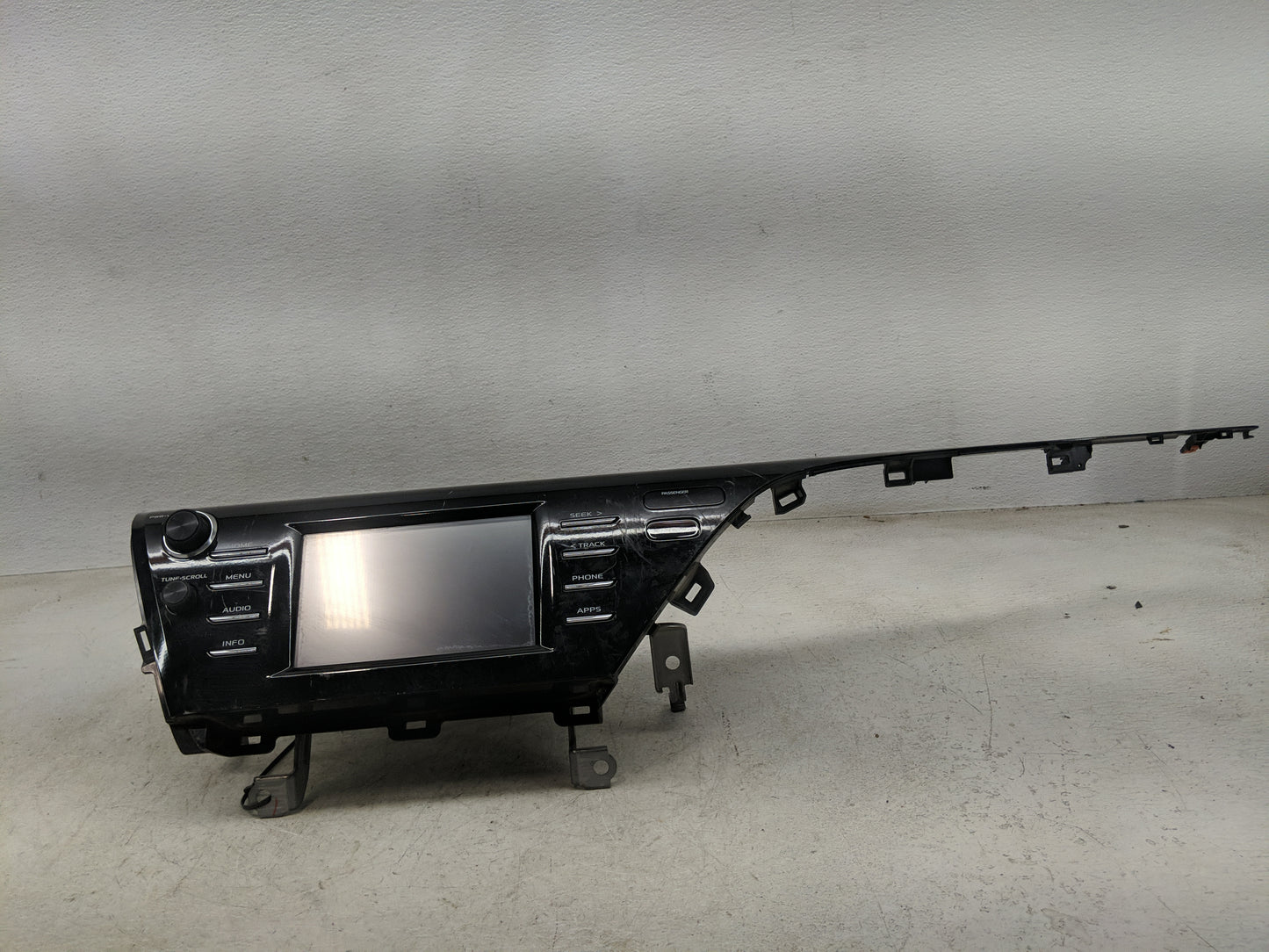 2018-2019 Toyota Camry Radio AM FM Cd Player Receiver Replacement P/N:86140-33380 AVH-2578ZT, AJDK098, D171 Fits Fits 2018 2
