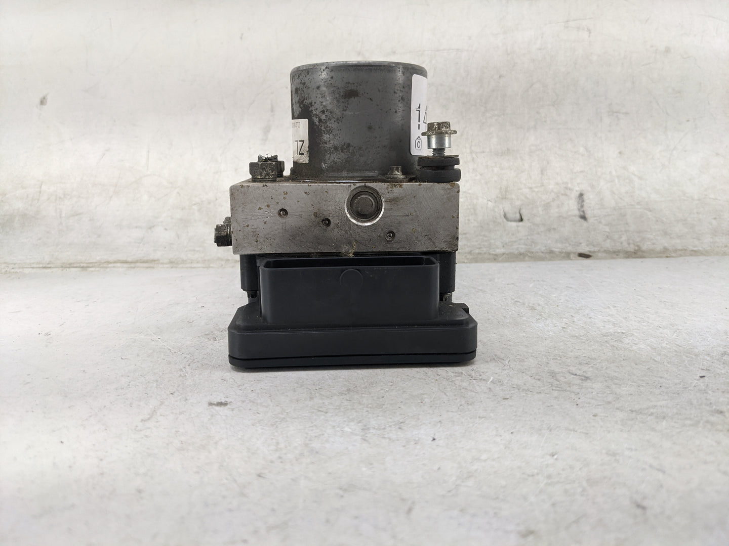 2018-2020 Toyota Camry ABS Pump Control Module Replacement P/N:44540-06290 0265262388, 0265952197 Fits Fits 2018 2019 2020 O