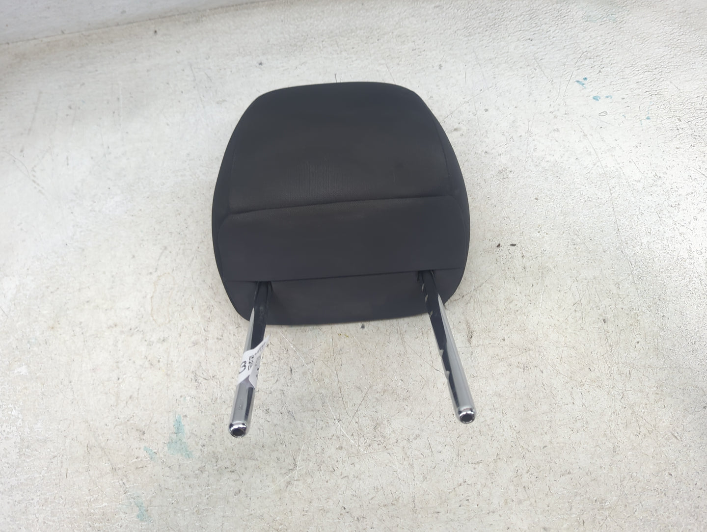 2018 Toyota Camry Headrest Head Rest Front Driver Seat Black 1472533 - Oemusedautoparts1.com