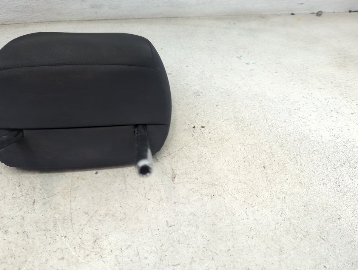2018 Toyota Camry Headrest Head Rest Front Driver Seat Black 1472533 - Oemusedautoparts1.com