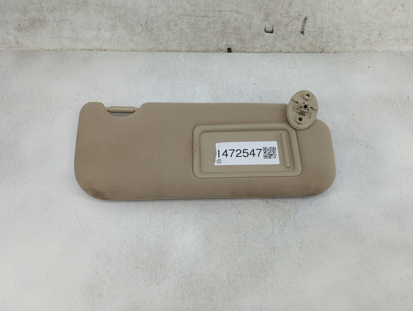 2018-2022 Toyota Camry Sun Visor Shade Replacement Passenger Right Mirror Fits Fits 2018 2019 2020 2021 2022 OEM Used Auto P