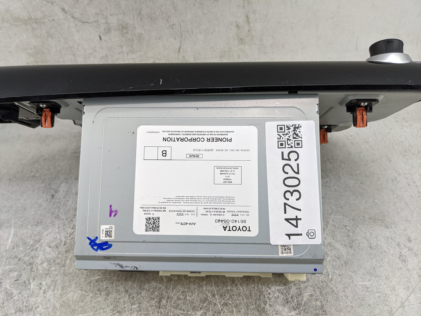 2018 Toyota Camry Radio AM FM Cd Player Receiver Replacement P/N:86140-06440 AVH-4278, AJDK098, 775E-K098 Fits OEM Used Auto