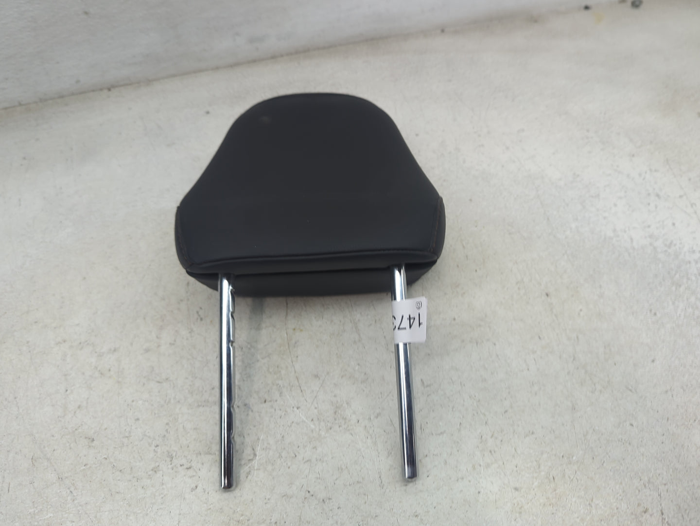 2018 Toyota Camry Headrest Head Rest Front Driver Seat Black 1473395 - Oemusedautoparts1.com