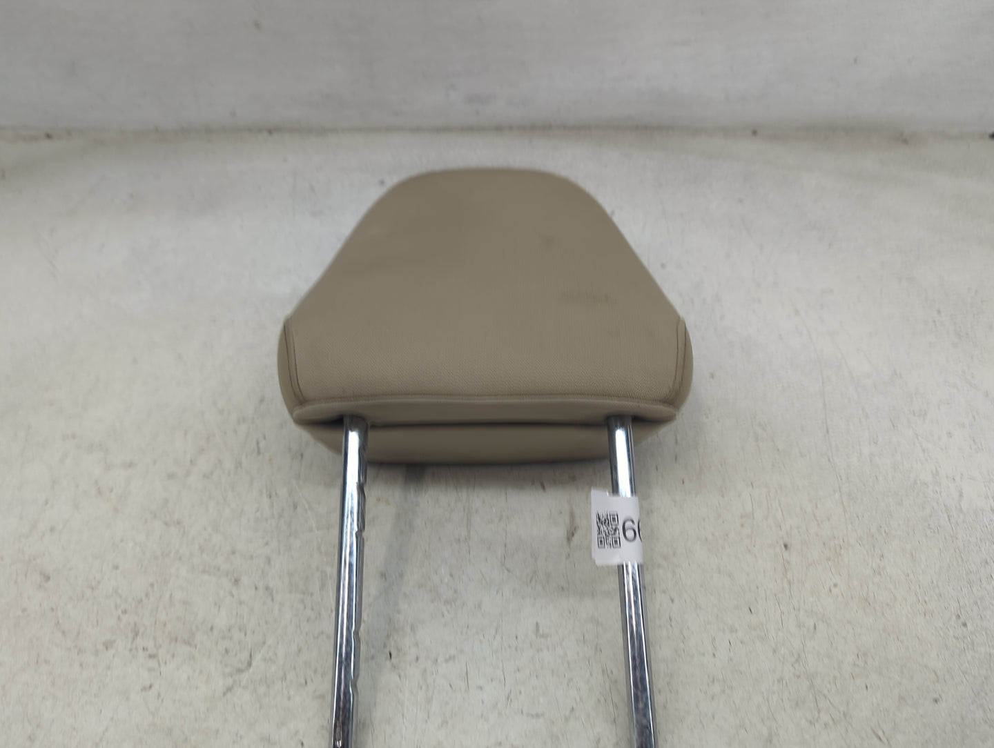 2018 Toyota Camry Headrest Head Rest Front Driver Seat Tan - Oemusedautoparts1.com