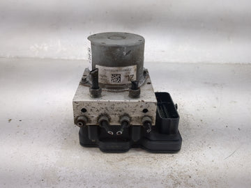 2018-2020 Toyota Camry ABS Pump Control Module Replacement P/N:0265266787 ZL21800031807060255, 4454006290 Fits Fits 2018 201