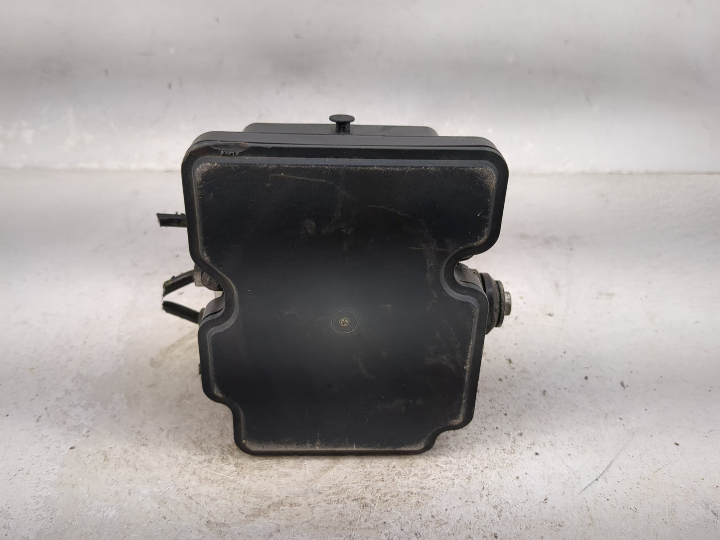 2018-2020 Toyota Camry ABS Pump Control Module Replacement P/N:0265266787 ZL21800031807060255, 4454006290 Fits Fits 2018 201