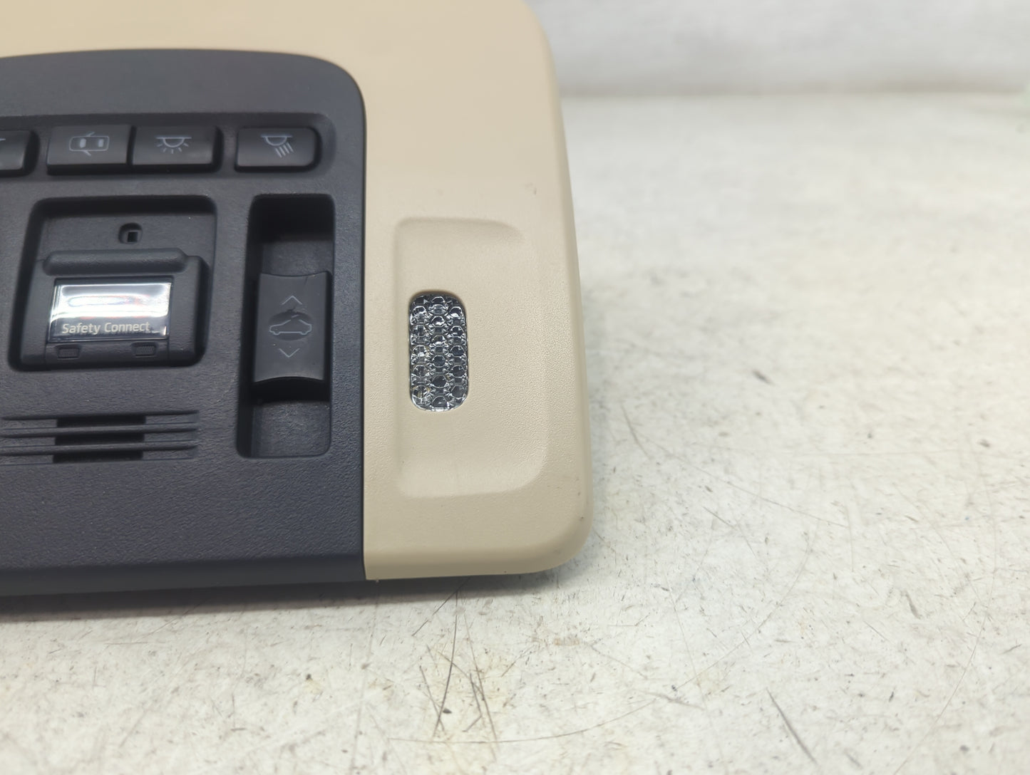 2018 Toyota Camry Overhead Roof Console Tan - Oemusedautoparts1.com