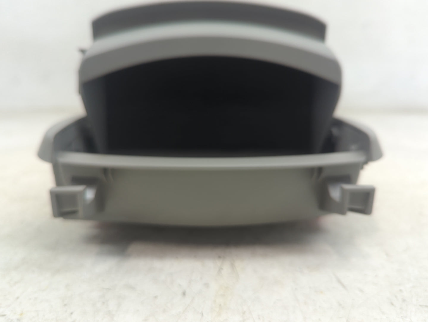 2018 Toyota Camry Overhead Roof Console Gray - Oemusedautoparts1.com