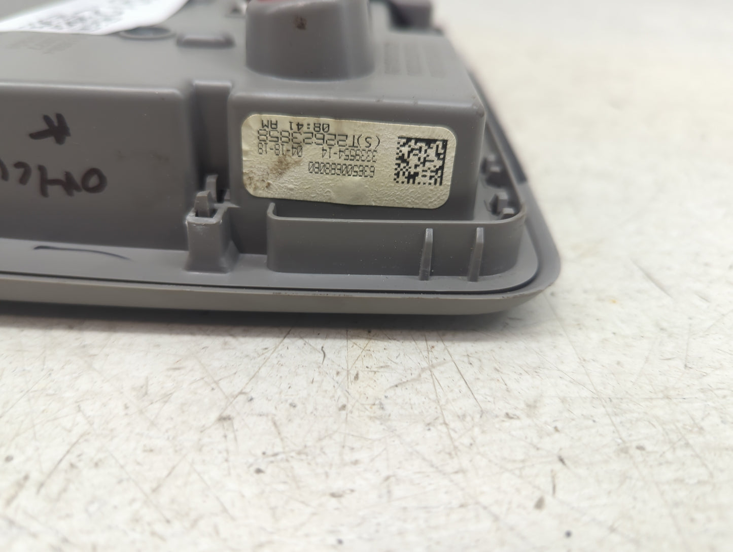 2018 Toyota Camry Overhead Roof Console Gray - Oemusedautoparts1.com