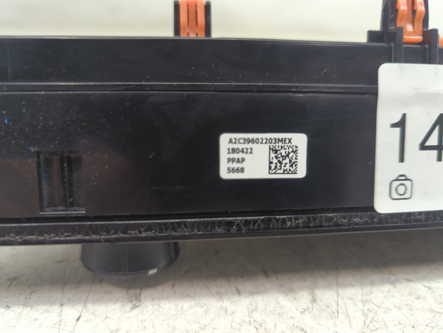 2018-2022 Toyota Camry Climate Control Module Temperature AC/Heater Replacement P/N:A2C39602203MEX 55900-06470 Fits OEM Used