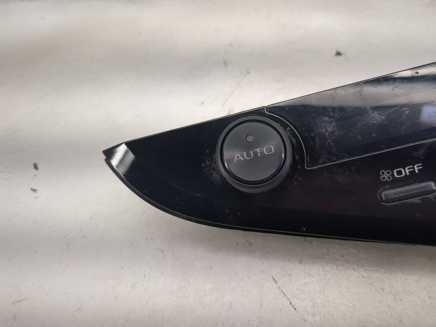 2018-2022 Toyota Camry Climate Control Module Temperature AC/Heater Replacement P/N:55900-06480 A2C39604206 Fits OEM Used Au