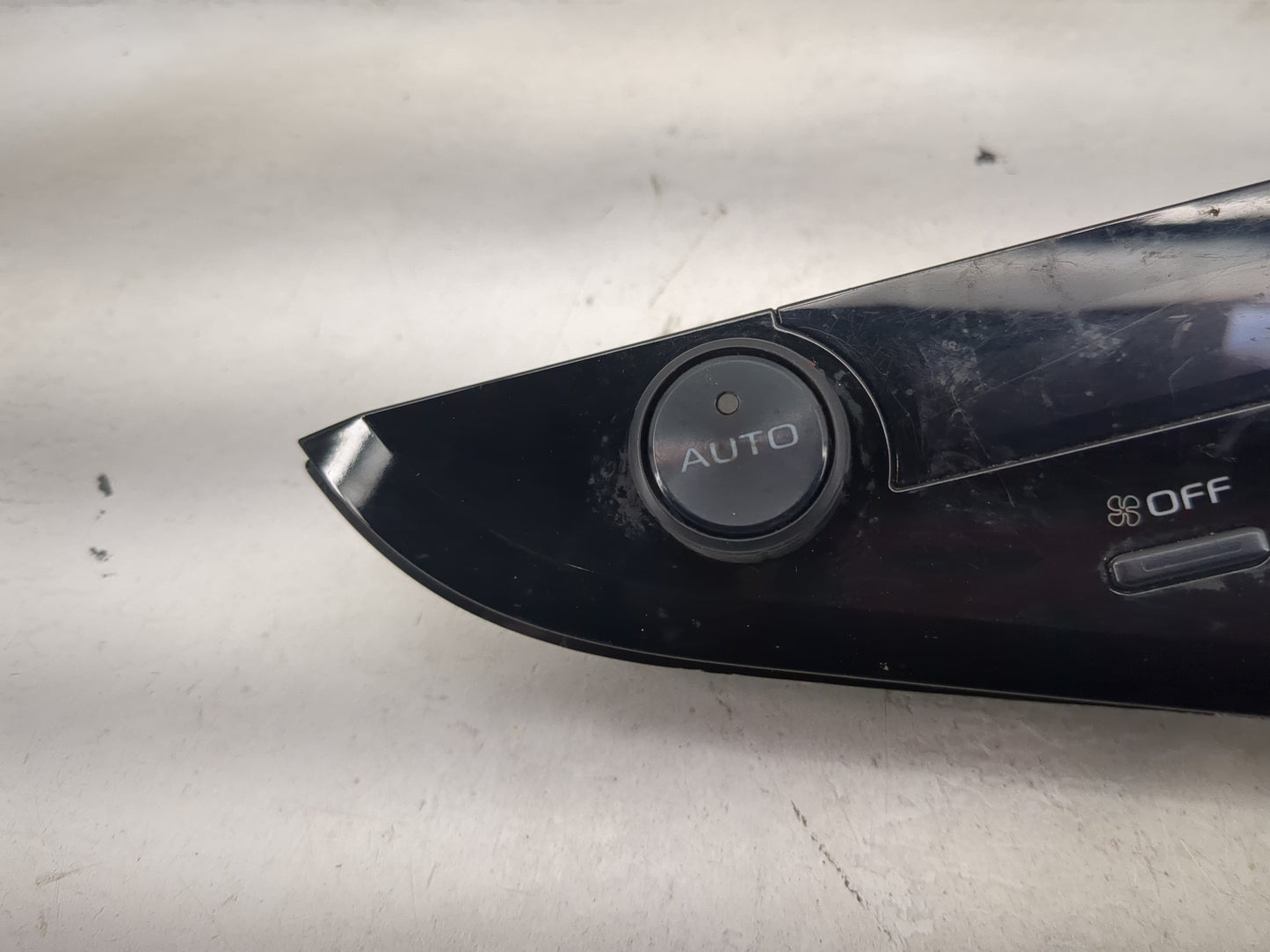 2018-2022 Toyota Camry Climate Control Module Temperature AC/Heater Replacement P/N:55900-06480 A2C39604206 Fits OEM Used Au