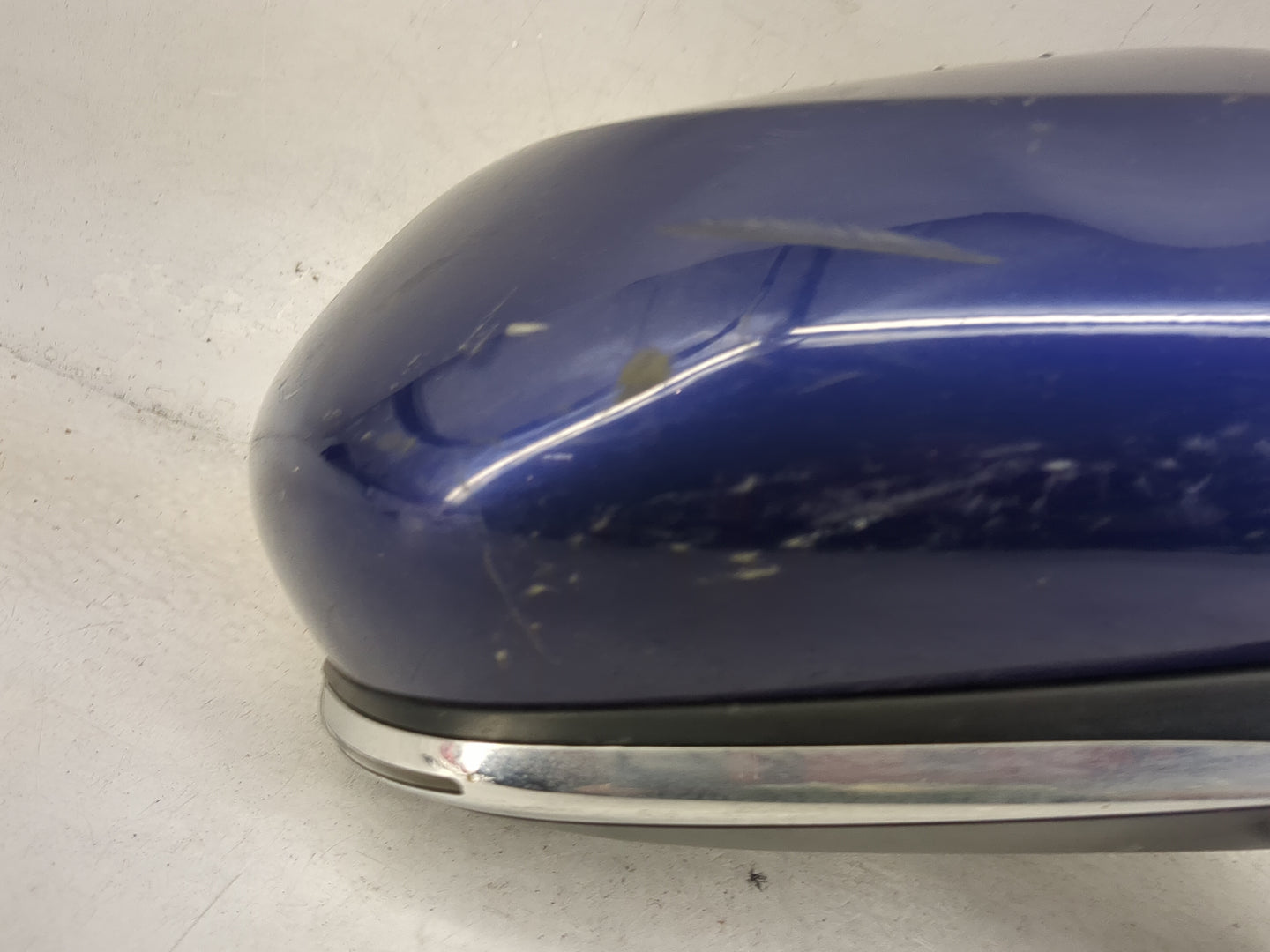 2018-2022 Toyota Camry Passenger Side View Mirror - Right Door Mirror OEM Used - Oemusedautoparts1.com